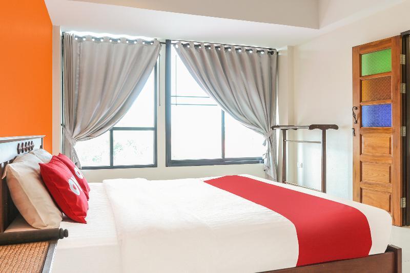 Hotel Oyo 233 Sunshine House Chiang Mai Esterno foto