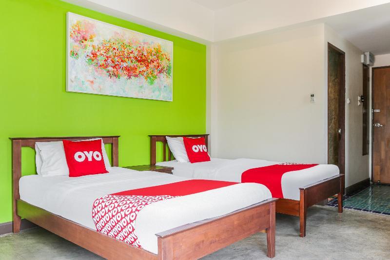 Hotel Oyo 233 Sunshine House Chiang Mai Esterno foto